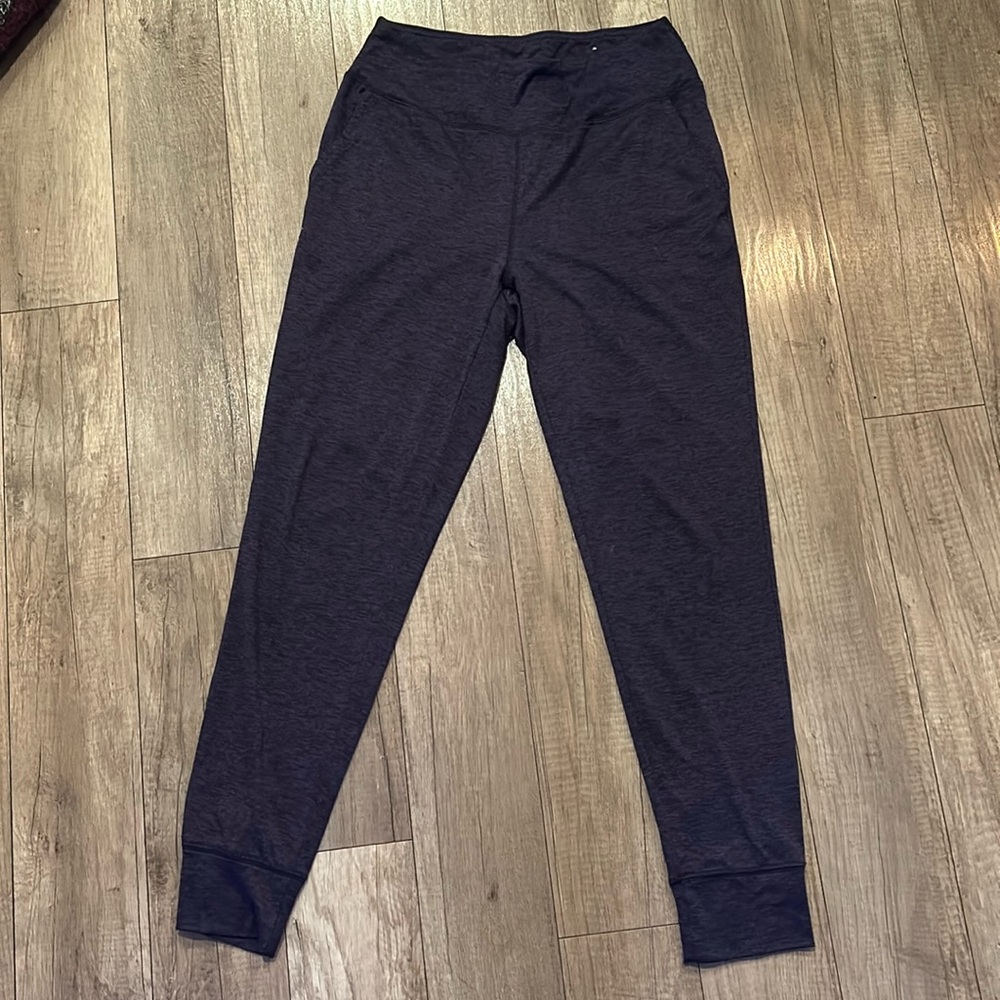 Gaiam joggers. Purple. Size s